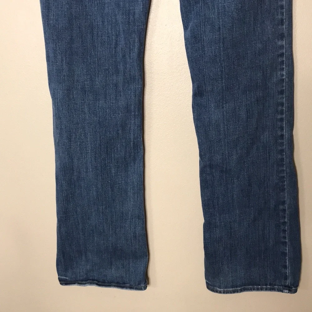 Abercrombie and Fitch medium wash boot cut‎ denim jeans size 6 distressed